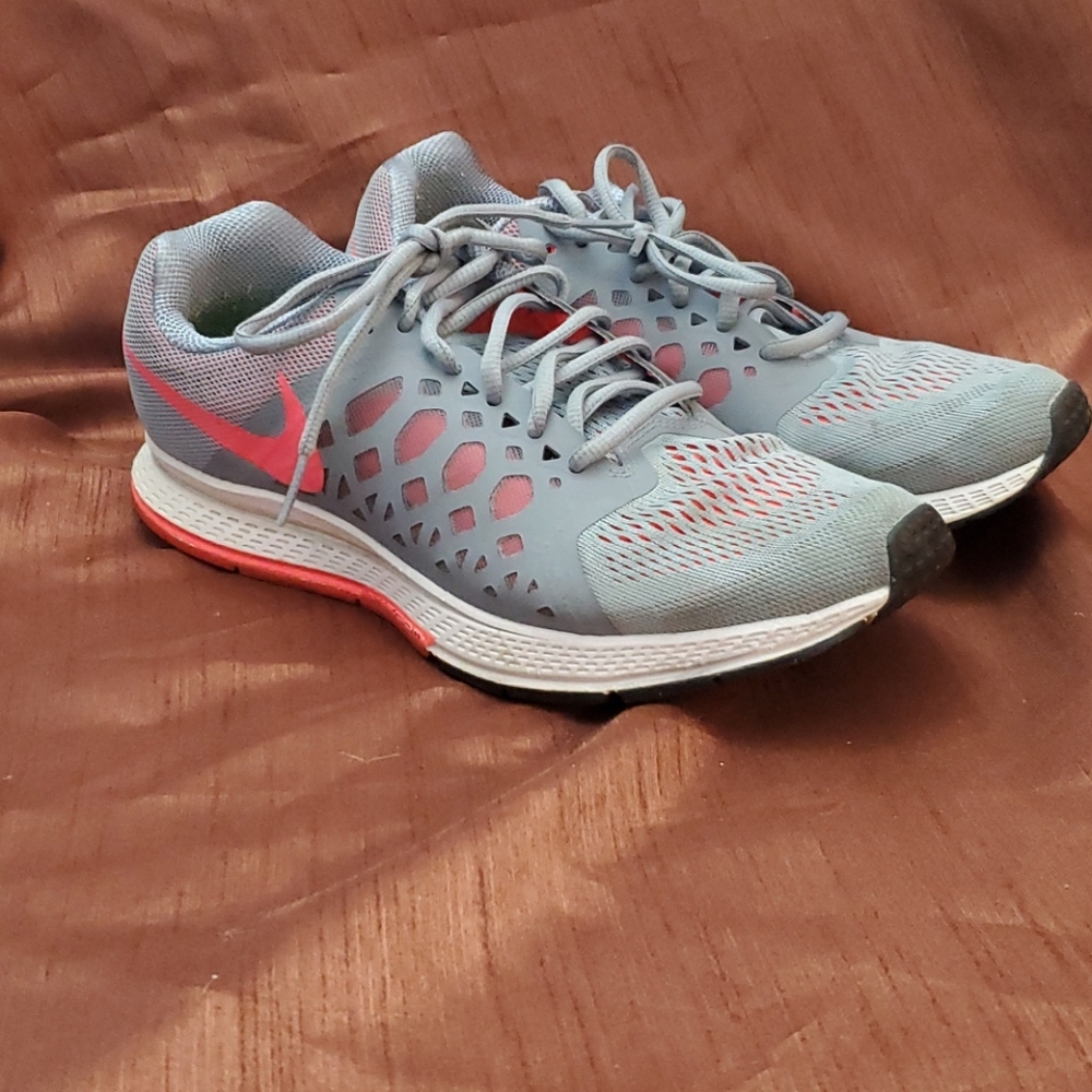 Women’s Nike Air Pegasus Zoom